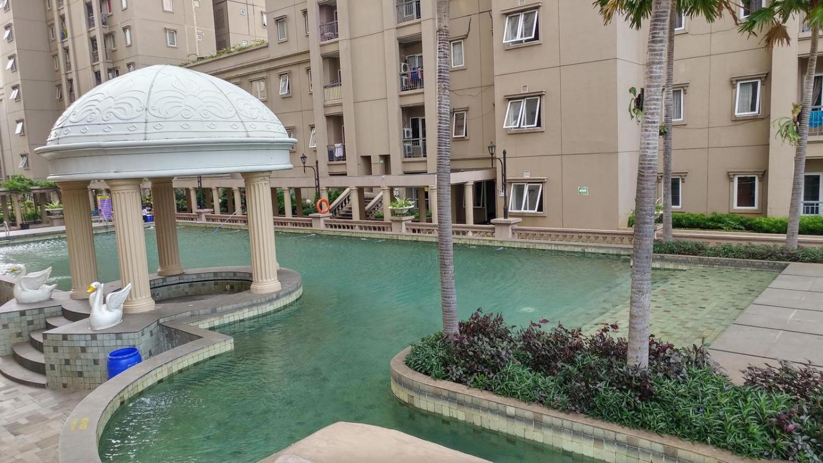 3br Grand Palace With Private Bathtub By Travelio
