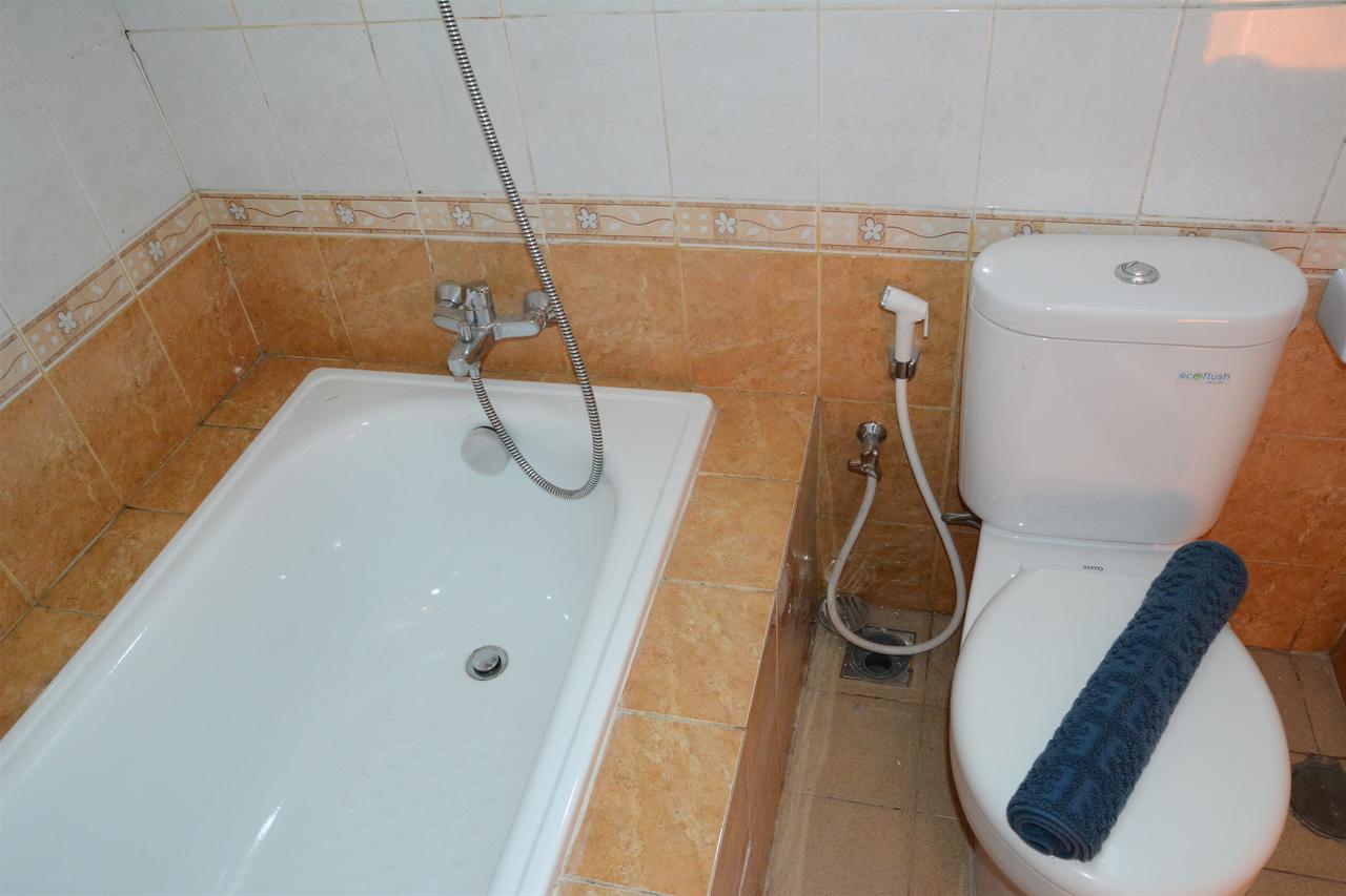 3br Grand Palace With Private Bathtub By Travelio Apartemen *